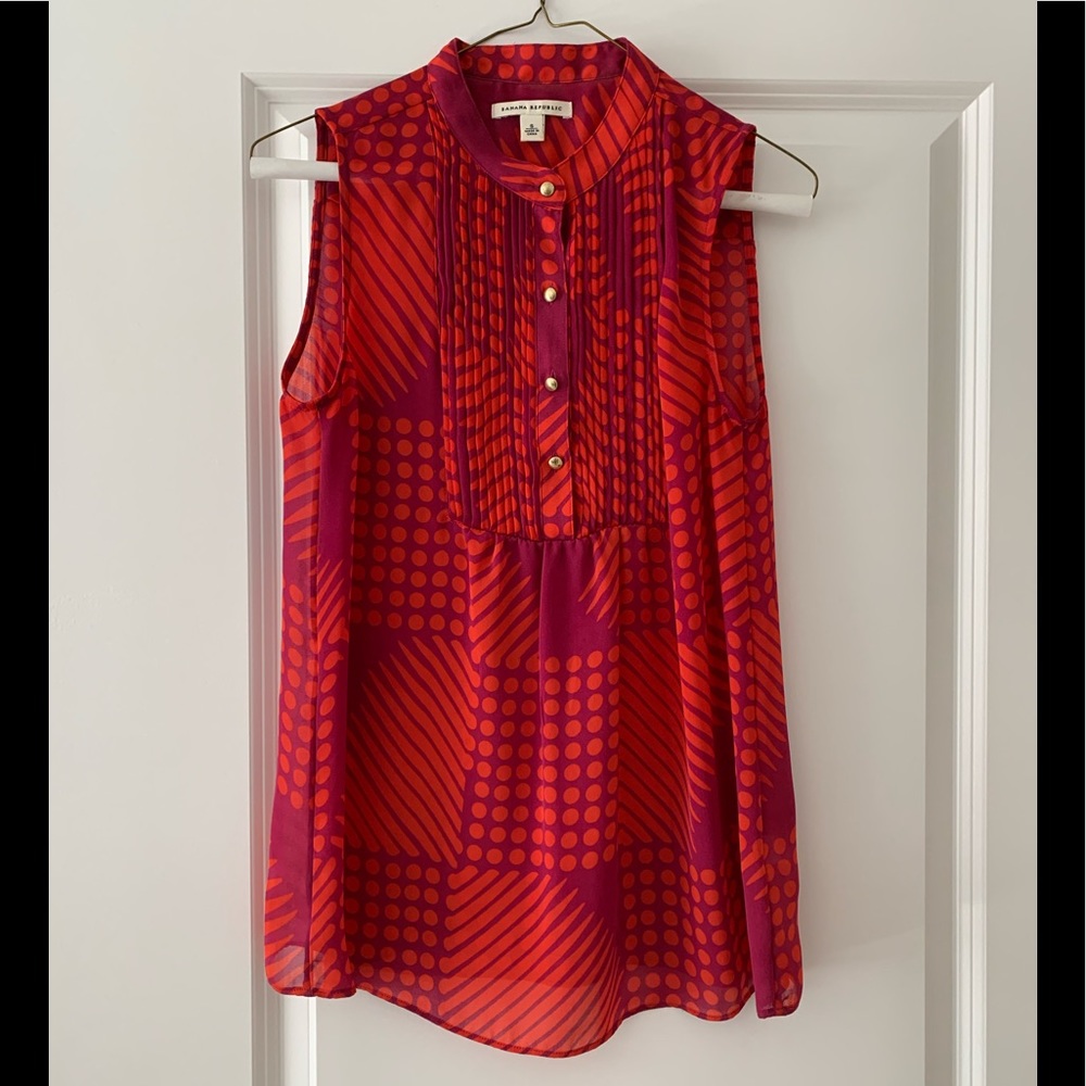 Banana Republic sleeveless top/ blouse/ tunic